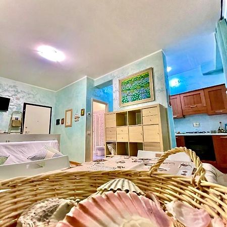 Francesca Apartments Ostia Zewnętrze zdjęcie